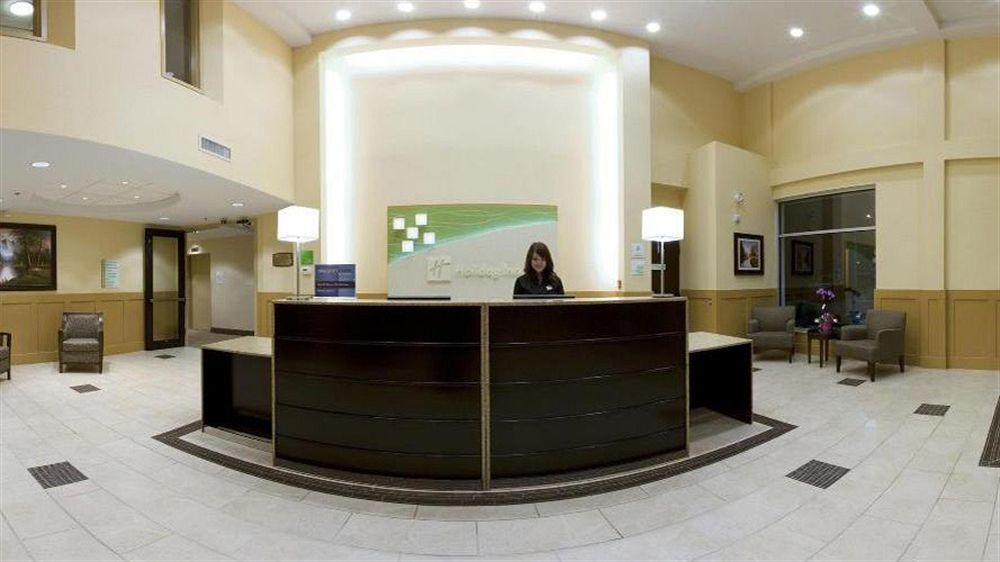 Holiday Inn Hotel & Suites Surrey East - Cloverdale By Ihg Wnętrze zdjęcie