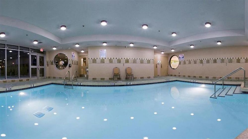Holiday Inn Hotel & Suites Surrey East - Cloverdale By Ihg Zewnętrze zdjęcie